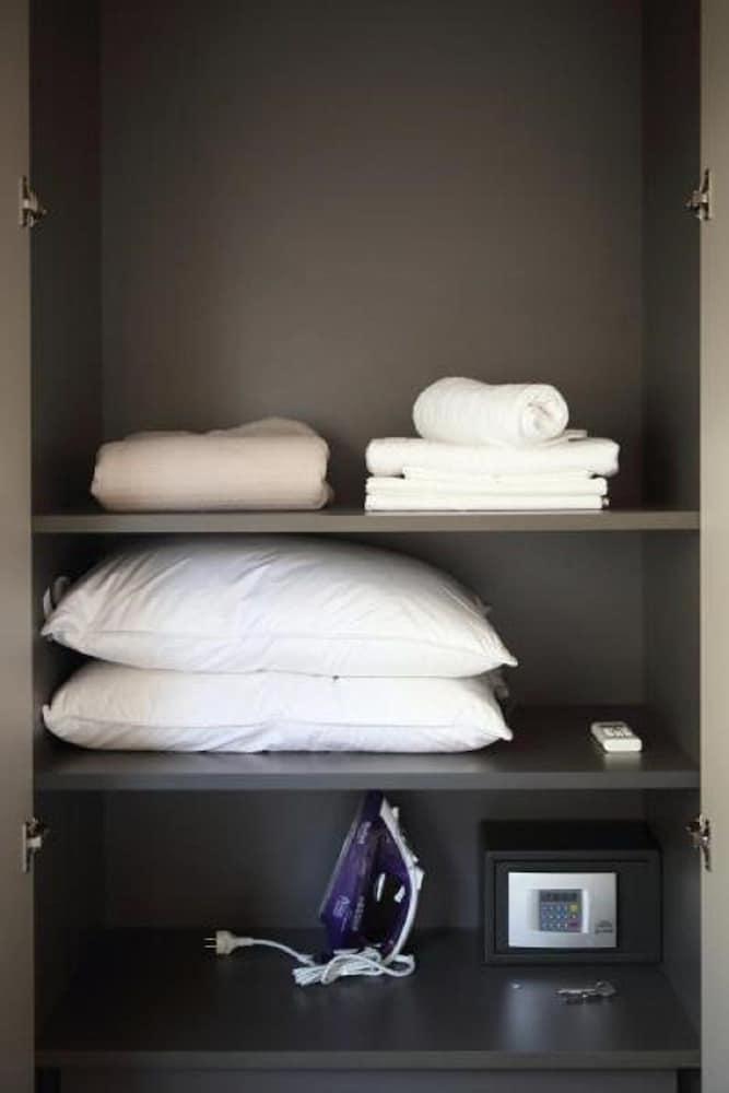 Happiness Luxury Central Apartment Atene Esterno foto